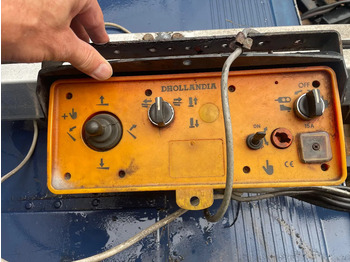 Kapalı karoser dorse Kässbohrer 1500 KG Laadklep. Gebruikt: fotoğraf 3 Kapalı karoser dorse Kässbohrer 1500 KG Laadklep. Gebruikt: fotoğraf 3