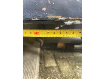 Kapalı karoser dorse Kässbohrer 1500 KG Laadklep. Gebruikt: fotoğraf 5 Kapalı karoser dorse Kässbohrer 1500 KG Laadklep. Gebruikt: fotoğraf 5