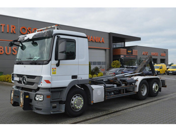 Kancalı yükleyici kamyon MERCEDES-BENZ Actros 2541