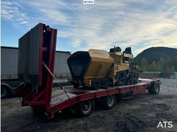 Asfalt serici Caterpillar AP 300: fotoğraf 3