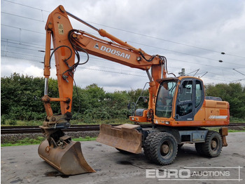 Tekerlekli ekskavatör DOOSAN DX210