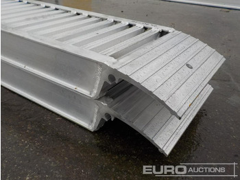 Yeni Yükleme rampası Unused CLM 85.25 Aluminium Loading Ramps (2 of) 2920kg Capacity, 2500mm Length: fotoğraf 4