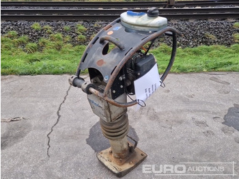 Asfalt döşeme aracı WEBER