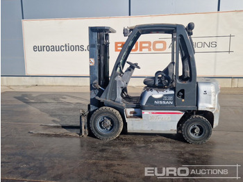 Forklift Nissan 25: fotoğraf 2