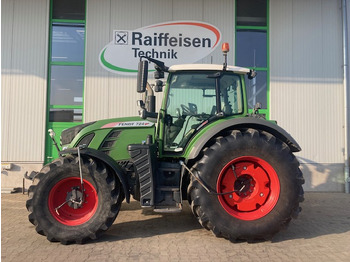 Traktör FENDT 724 Vario
