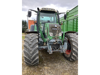Traktör FENDT 800 Vario