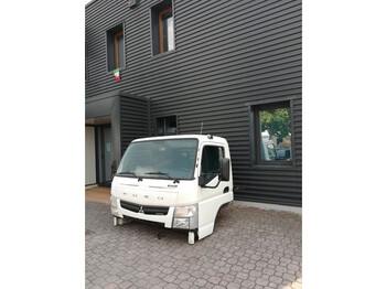 Kabin ve iç mekan MITSUBISHI