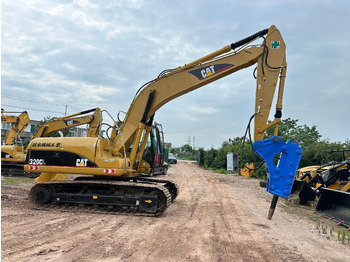 Paletli ekskavatör CATERPILLAR 320CL
