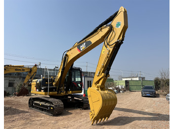 CATERPILLAR 320D2L finansal kiralama CATERPILLAR 320D2L: fotoğraf 3
