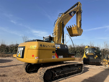Paletli ekskavatör CATERPILLAR 320DL