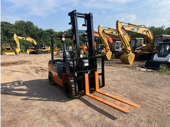 Dizel forklift TOYOTA