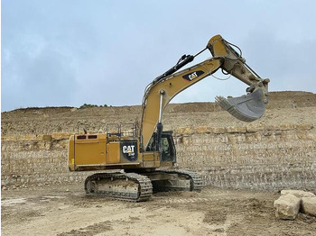 Ekskavatör CATERPILLAR 374