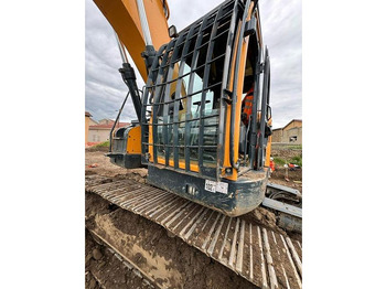 Ekskavatör Hyundai HX235 LCR: fotoğraf 2