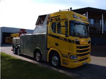 Çekici kamyonu SCANIA R