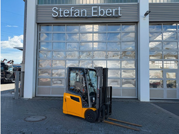 Elektrikli forklift JUNGHEINRICH EFG