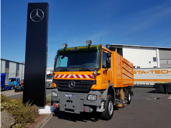 Mercedes-Benz Actros 2032 A 4x4 Bucher STKF 9500 Airport finansal kiralama Mercedes-Benz Actros 2032 A 4x4 Bucher STKF 9500 Airport: fotoğraf 1