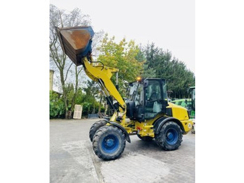 Tekerlekli yükleyici CATERPILLAR 908H