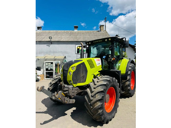 Traktör CLAAS Arion 640