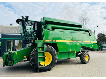 Biçerdöver JOHN DEERE 2254