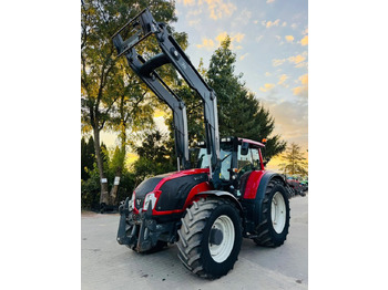 Traktör VALTRA T213
