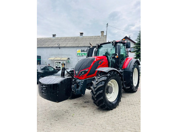 Traktör VALTRA T234
