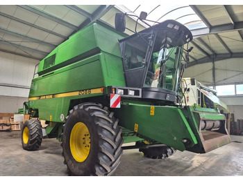 Biçerdöver JOHN DEERE 2066