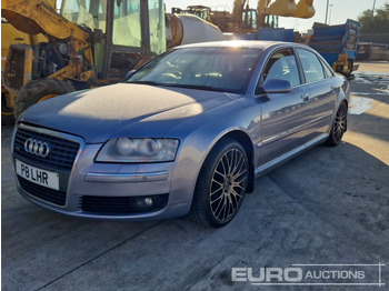 Binek araba AUDI