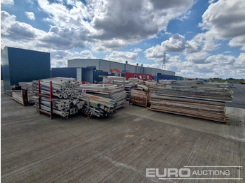 İnşaat ekipmanı Steel Mesh Panels (5 Pallets of & 1 Stillage of), Acro Props (5 Stillages of), Kwikstage Polls (2 Stillages of), Stillge of Fittings: fotoğraf 2