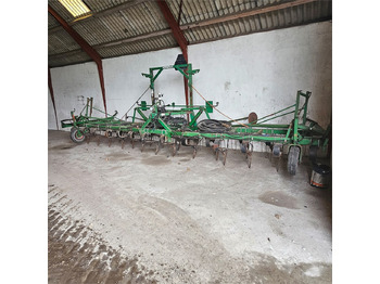 Gübreleme makinesi AGRODAN