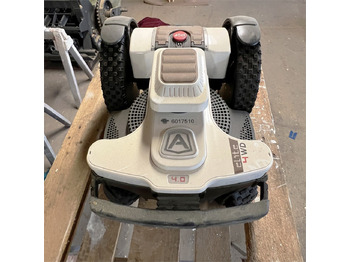 Çim biçme makinesi