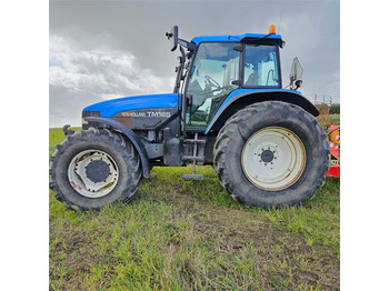 Traktör NEW HOLLAND TM