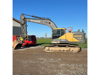 Paletli ekskavatör VOLVO EC250EL