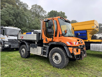 Atık toplama taşıt/ Özel amaçlı taşıt UNIMOG