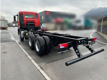Yeni Şasi kamyon MAN TGS 33.400 6X4 BB CH: fotoğraf 4 Yeni Şasi kamyon MAN TGS 33.400 6X4 BB CH: fotoğraf 4