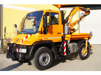 Atık toplama taşıt/ Özel amaçlı taşıt MERCEDES-BENZ Unimog U 400/Hydrostat/Mähtür +MULAG MHU 800: fotoğraf 2