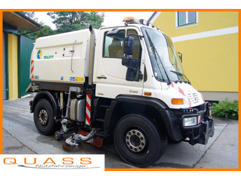 Yol süpürme aracı UNIMOG U400