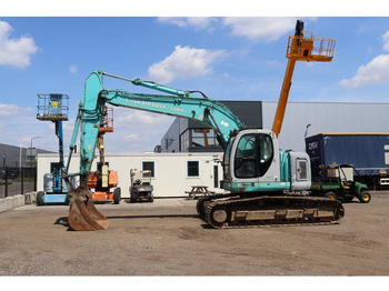Paletli ekskavatör KOBELCO