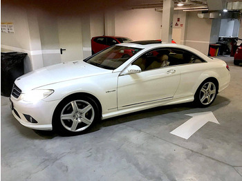 Sedan araba MERCEDES-BENZ