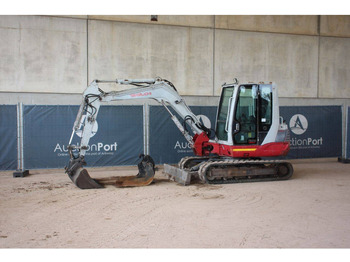 Paletli ekskavatör TAKEUCHI