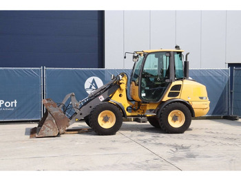 Tekerlekli yükleyici VOLVO L25F