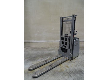 Istif makinası STILL