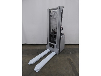 Istif makinası STILL