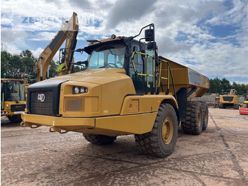 Belden kırma kaya kamyonu CATERPILLAR 730