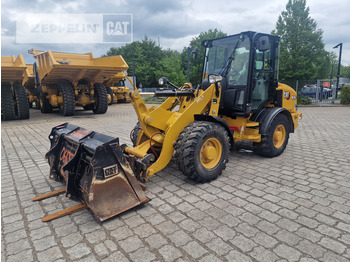 Tekerlekli yükleyici CATERPILLAR