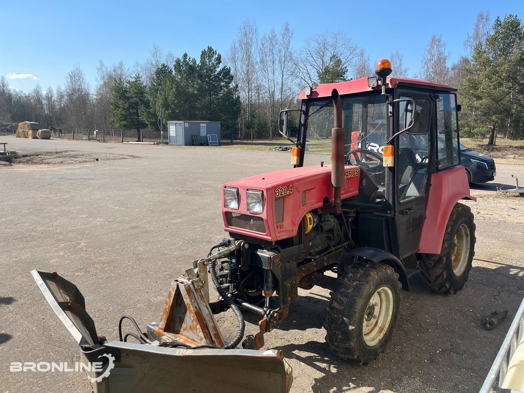2016 Belarus 320.4 Tractor + Snow plow - Traktör, Kar küreme bıçağı: fotoğraf 3 2016 Belarus 320.4 Tractor + Snow plow - Traktör, Kar küreme bıçağı: fotoğraf 3
