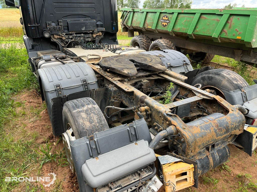 2001 SCANIA R124 6x2 Mootoririkkega/Faulty engine - Çekici: fotoğraf 4 2001 SCANIA R124 6x2 Mootoririkkega/Faulty engine - Çekici: fotoğraf 4