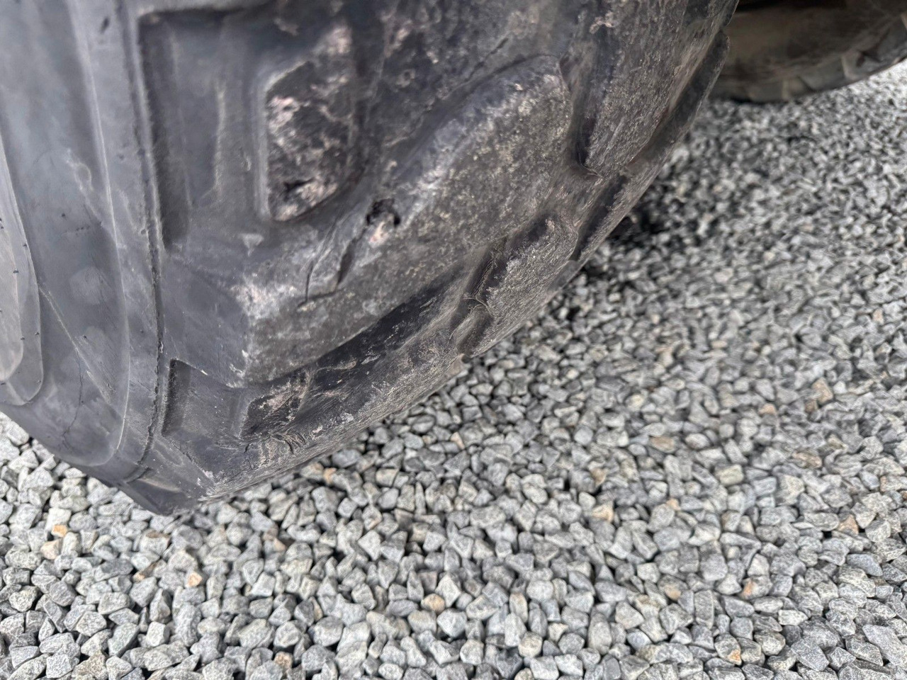 Tekerlekli yükleyici CAT 908M Radlader 6460 Kg Schaufel Gabel: fotoğraf 11