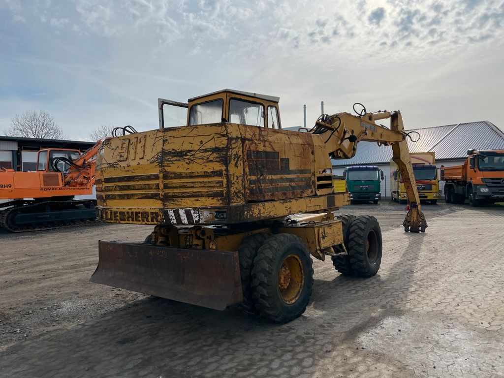 Liebherr A 911 C A911C Umschlagbagger Magnet-Generator - Tekerlekli ekskavatör: fotoğraf 4 Liebherr A 911 C A911C Umschlagbagger Magnet-Generator - Tekerlekli ekskavatör: fotoğraf 4