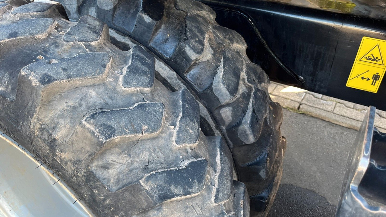 Tekerlekli ekskavatör Schaeff TeRex TW85 Mobilbagger 8600 Kg Verstellausleger: fotoğraf 9 Tekerlekli ekskavatör Schaeff TeRex TW85 Mobilbagger 8600 Kg Verstellausleger: fotoğraf 9