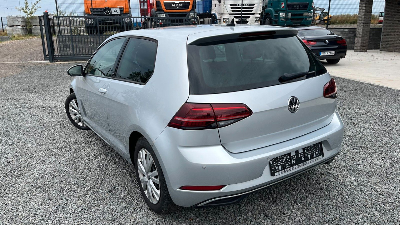 Volkswagen Golf VII Lim. Sound Start-Stopp - Binek araba: fotoğraf 5 Volkswagen Golf VII Lim. Sound Start-Stopp - Binek araba: fotoğraf 5